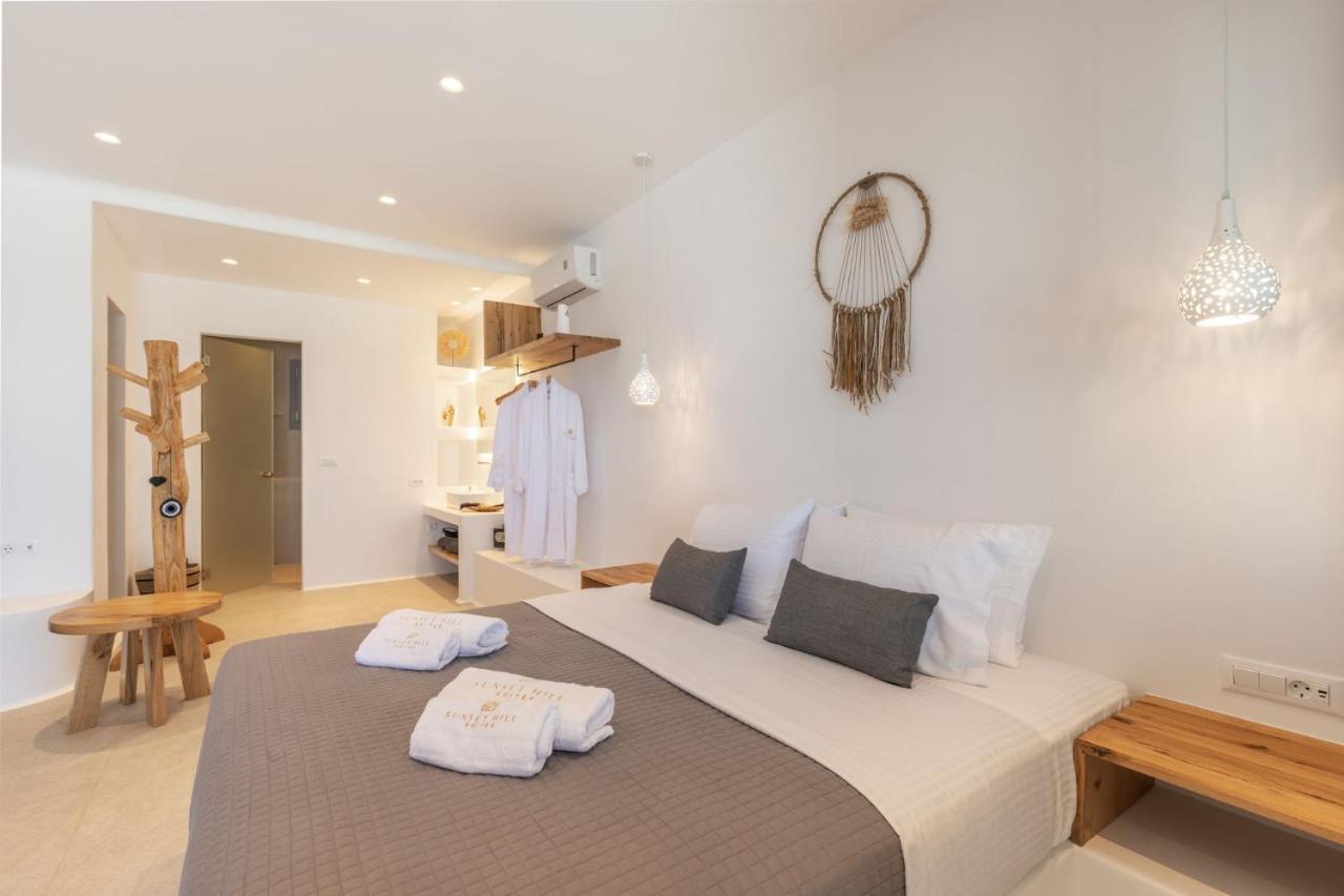 Sunset Hill Suites Mykonos Town Bagian luar foto
