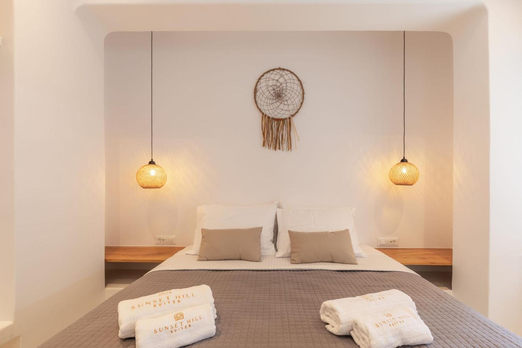 Sunset Hill Suites Mykonos Town Bagian luar foto