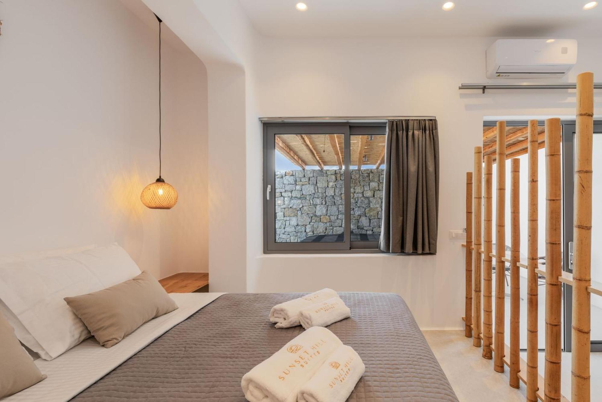 Sunset Hill Suites Mykonos Town Bagian luar foto
