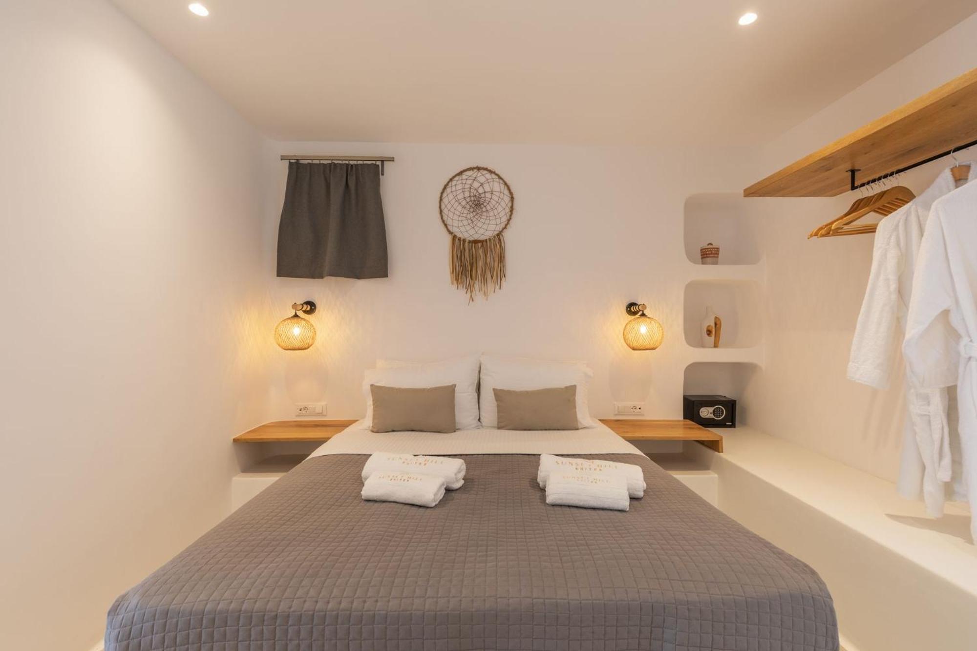 Sunset Hill Suites Mykonos Town Bagian luar foto
