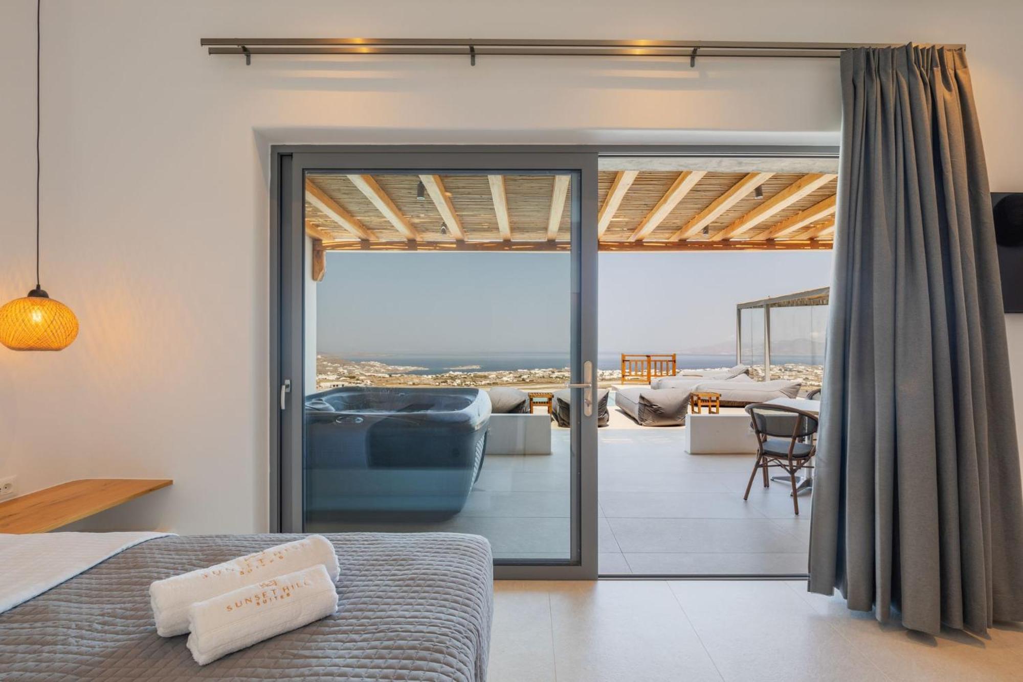 Sunset Hill Suites Mykonos Town Bagian luar foto