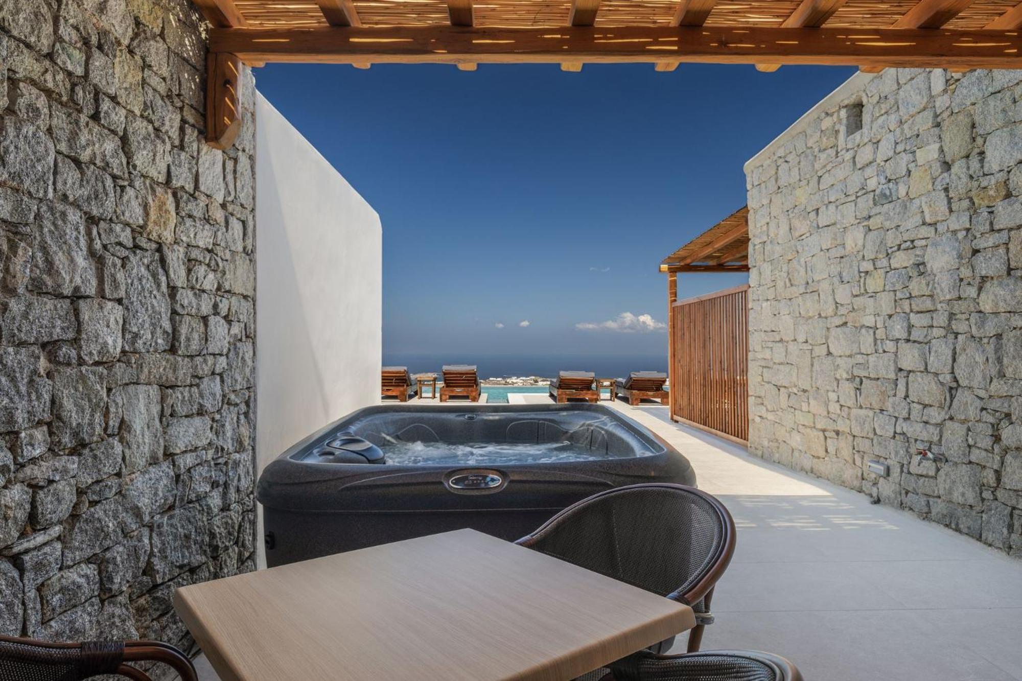 Sunset Hill Suites Mykonos Town Bagian luar foto